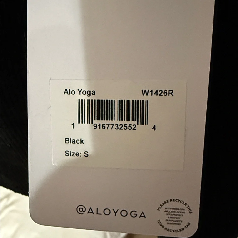 ALO YOGA | ✨NEW✨ Micro Corduroy Winter Break Mock Neck in Black